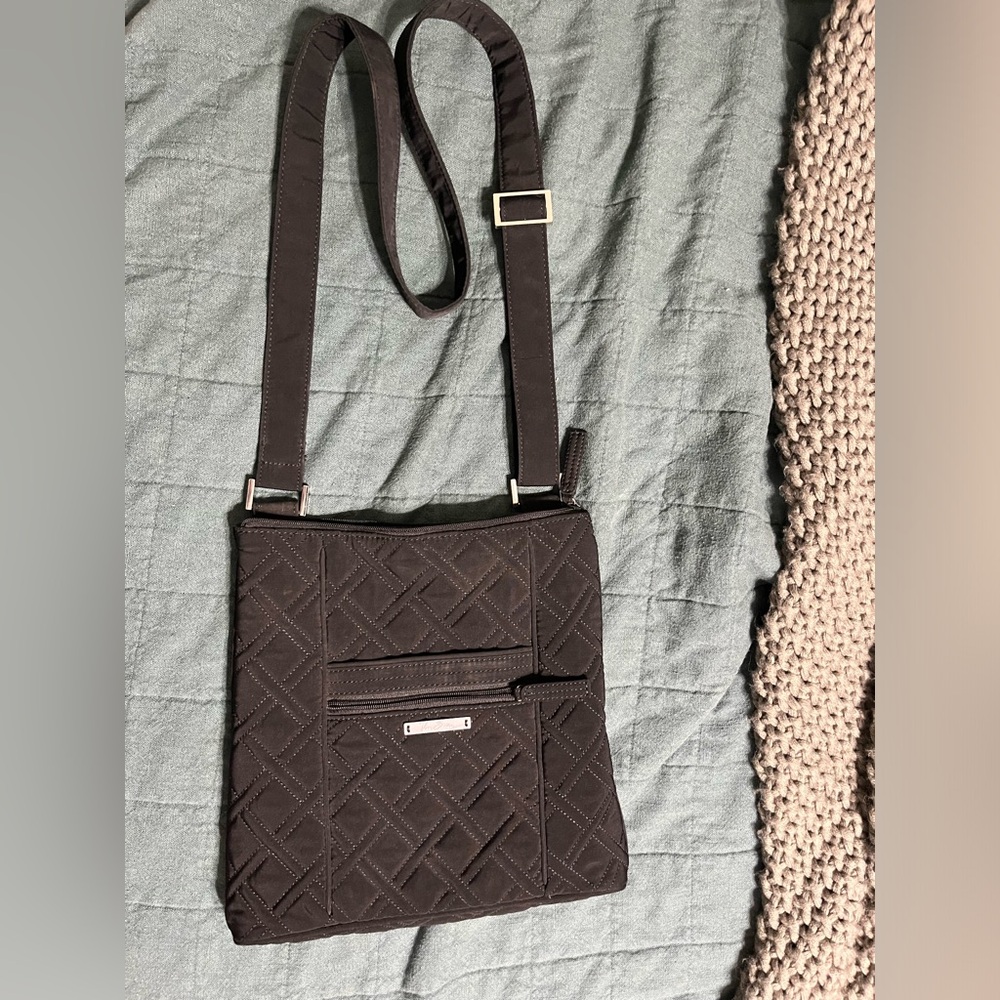 VERA BRADLEY CROSSBODY BAG